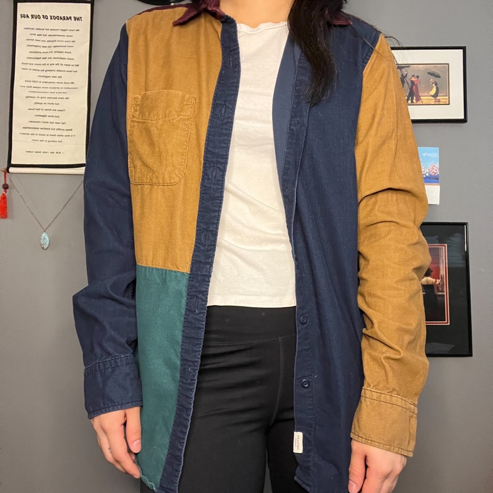 Color-block corduroy button-up